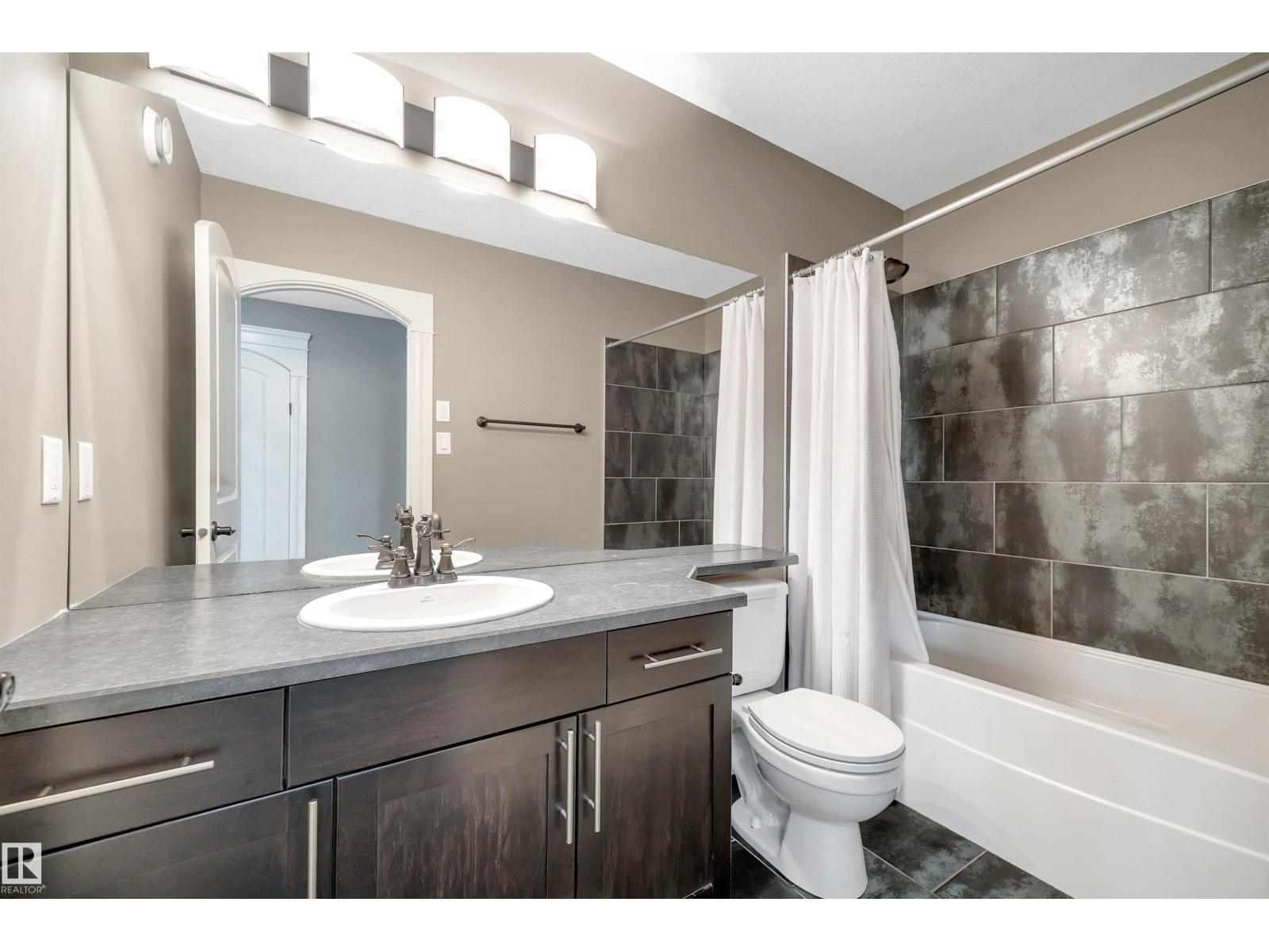 1047 ARMITAGE CR SW - Image 51