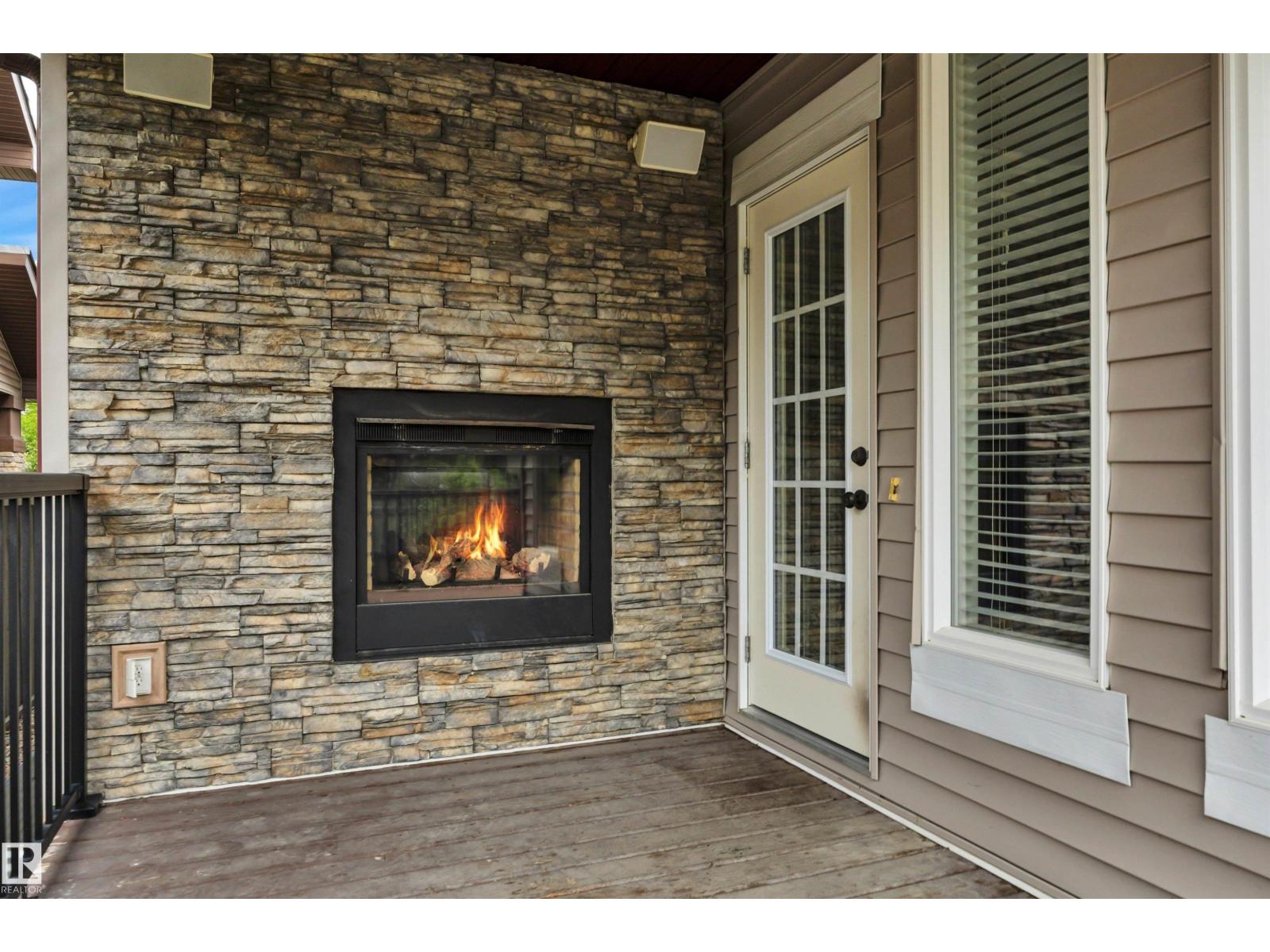 1047 ARMITAGE CR SW - Image 57