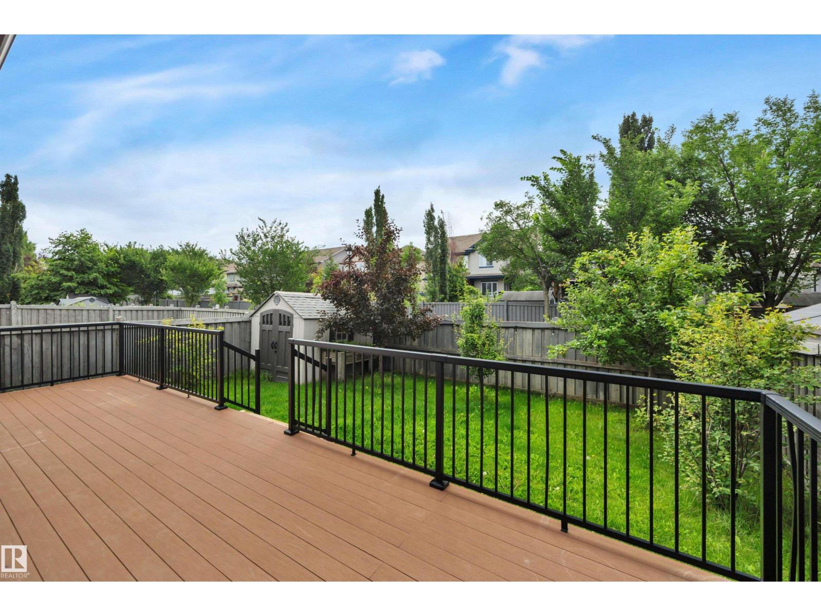 1047 ARMITAGE CR SW - 59