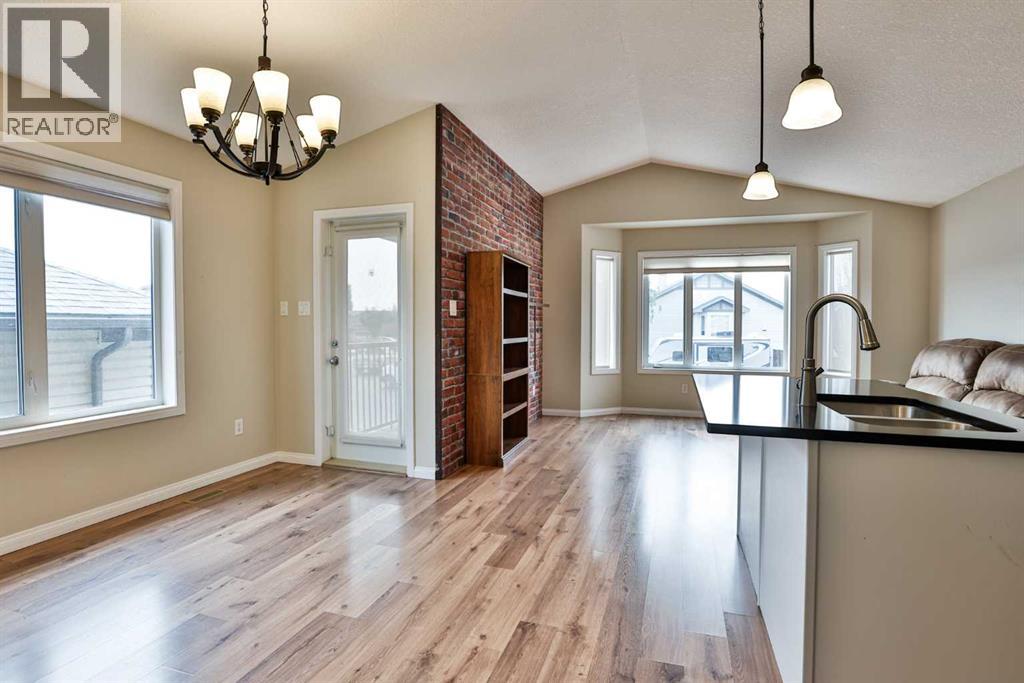 38 Dorothy Gentleman Crescent North