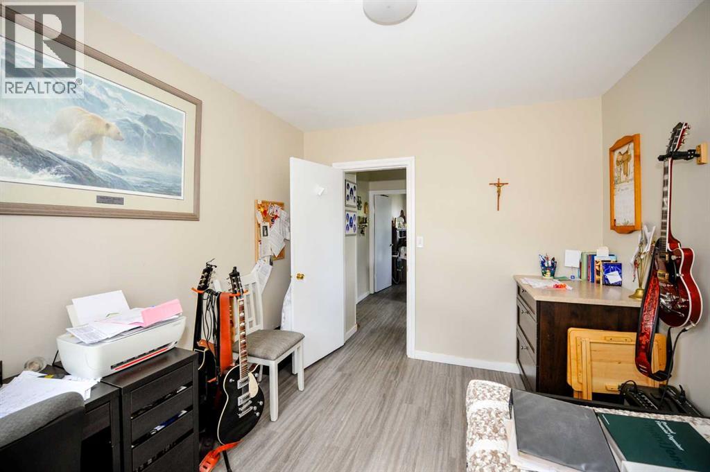 5223 46 Street - Photo 15