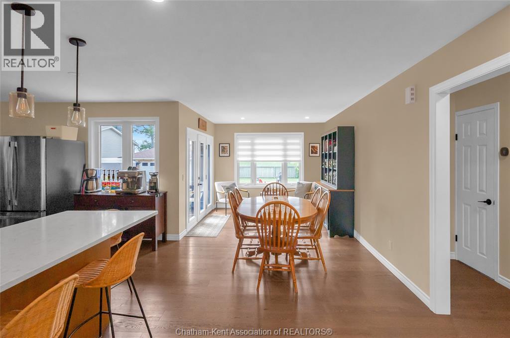 2027 Dufferin AVENUE - Image 10