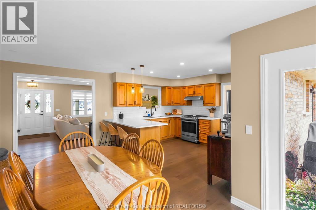 2027 Dufferin AVENUE - Image 15