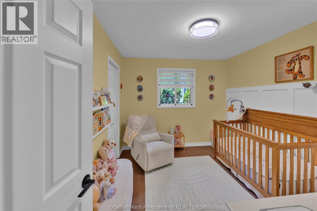 2027 Dufferin AVENUE - Image 21