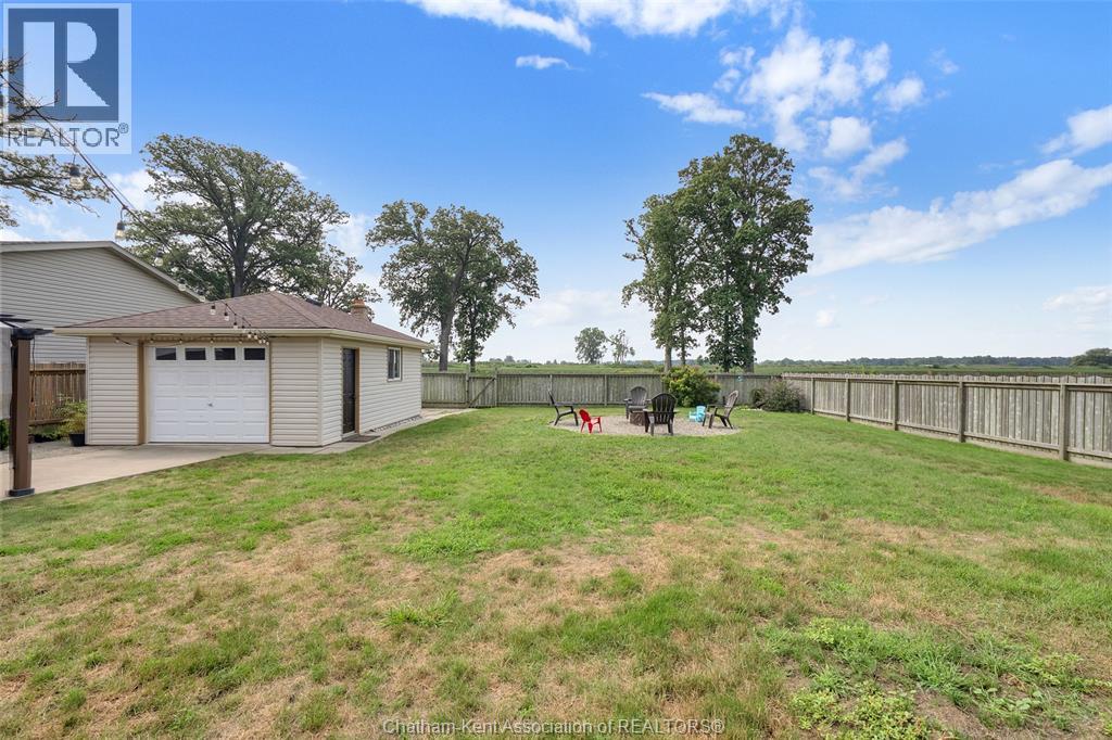 2027 Dufferin AVENUE - Image 38