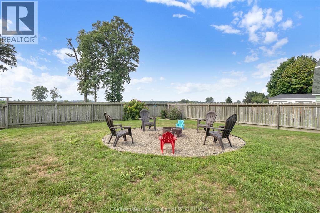 2027 Dufferin AVENUE - Image 43