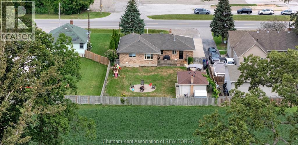 2027 Dufferin AVENUE - Image 45