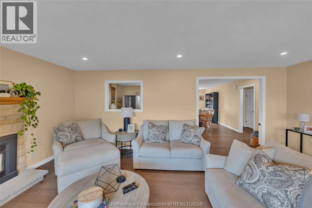2027 Dufferin AVENUE - Image 5