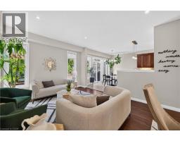 Living room - 522 Woodbine Avenue, Kitchener, ON N2R1Y9 Photo 11