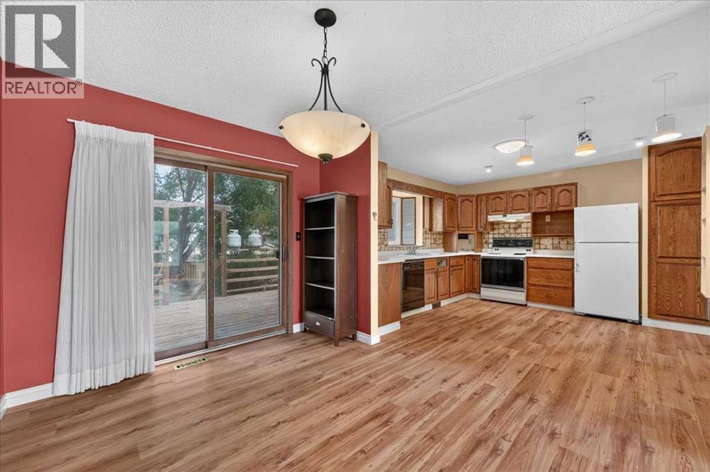 714 9 Avenue Southeast - Photo 11