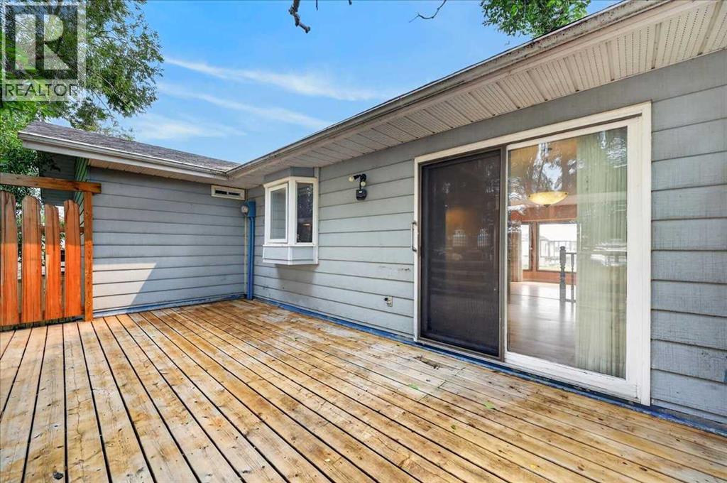 714 9 Avenue Southeast - Photo 37