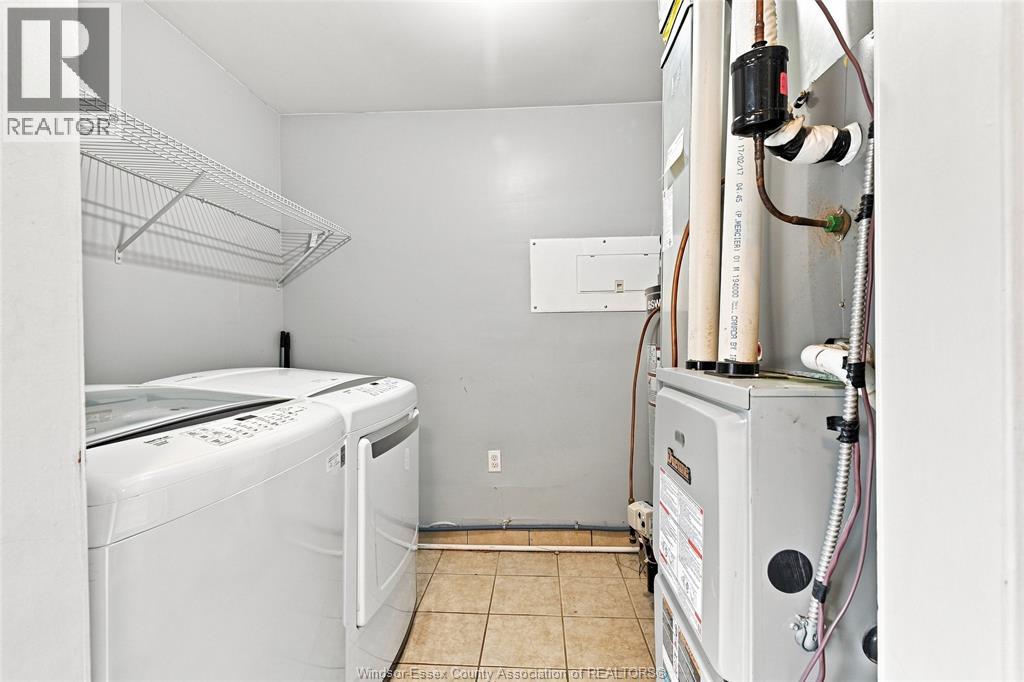 3453 WALKER ROAD - Image 12