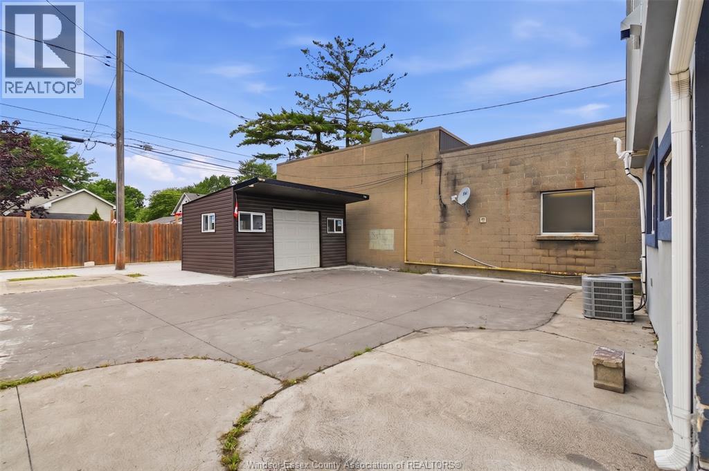 3453 WALKER ROAD - Image 15