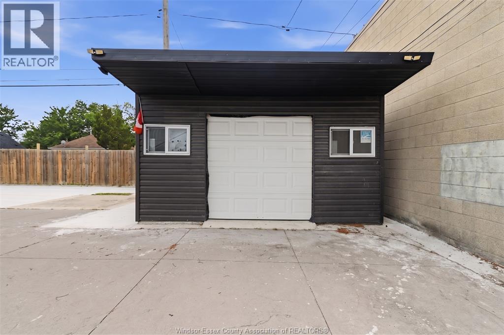 3453 WALKER ROAD - Image 17