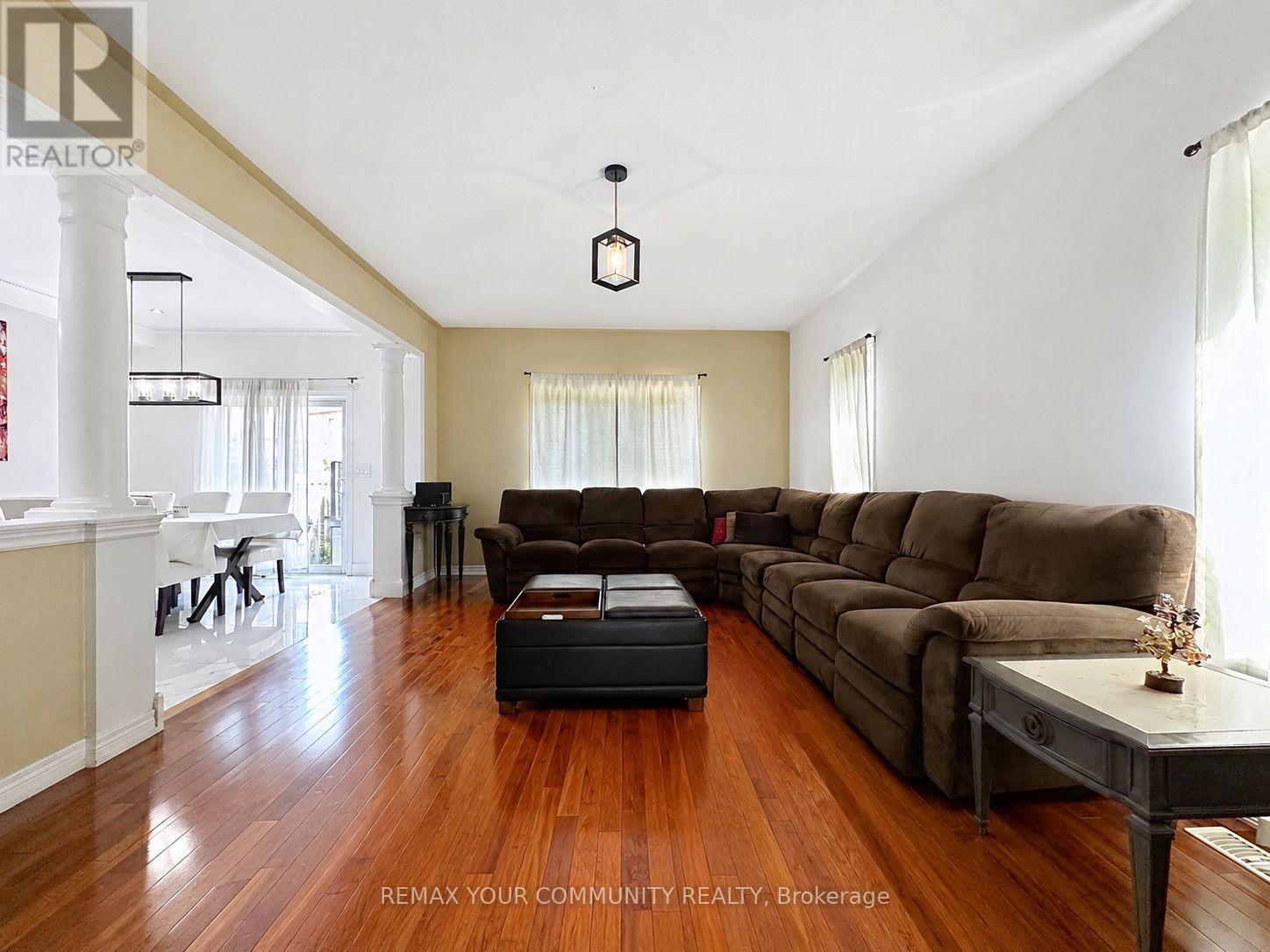 15 BELLEFONTAINE COURT - Image 8