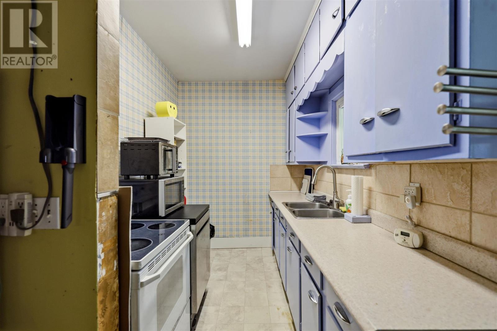 126 Trelawne AVE - 9