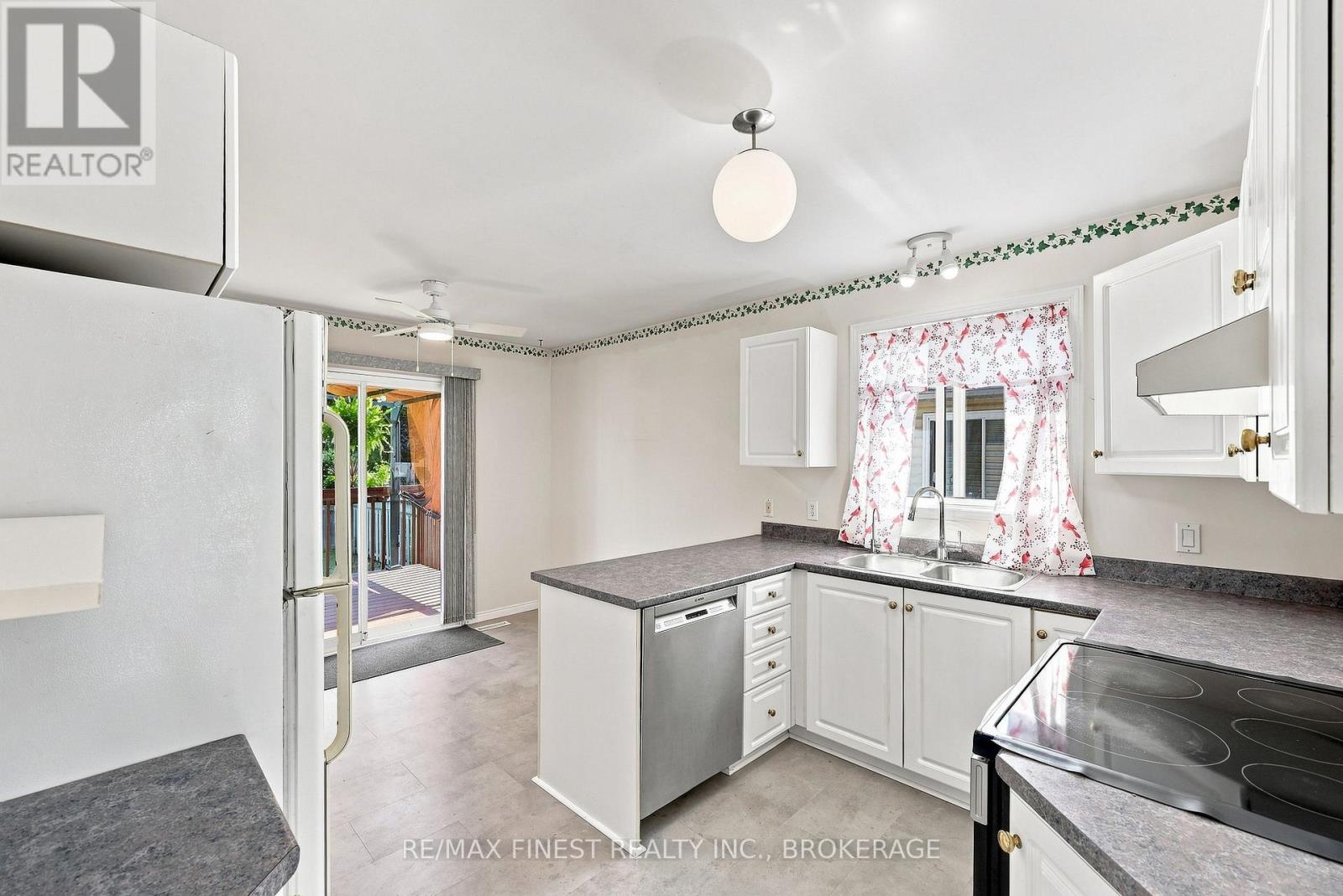 416 SHEILA COURT - Image 22
