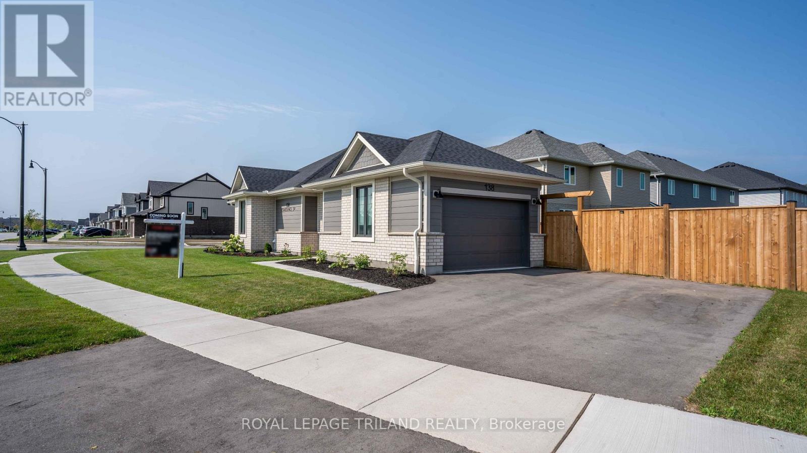 138 RENAISSANCE DRIVE - Image 28