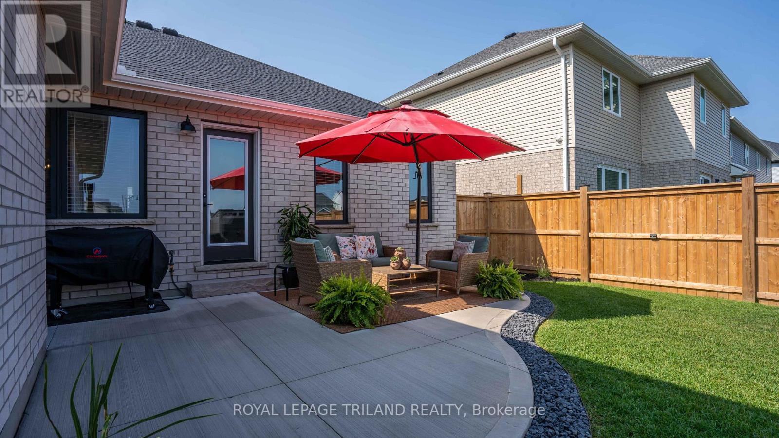 138 RENAISSANCE DRIVE - Image 32
