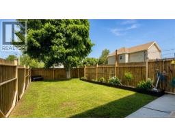 1245 St Theresa Crescent, Bathurst, NB E2A1K2 Photo 8