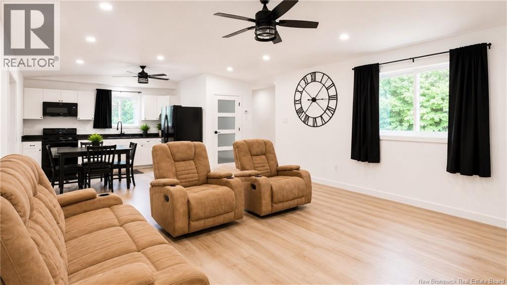 1245 ST THERESA Crescent - 12