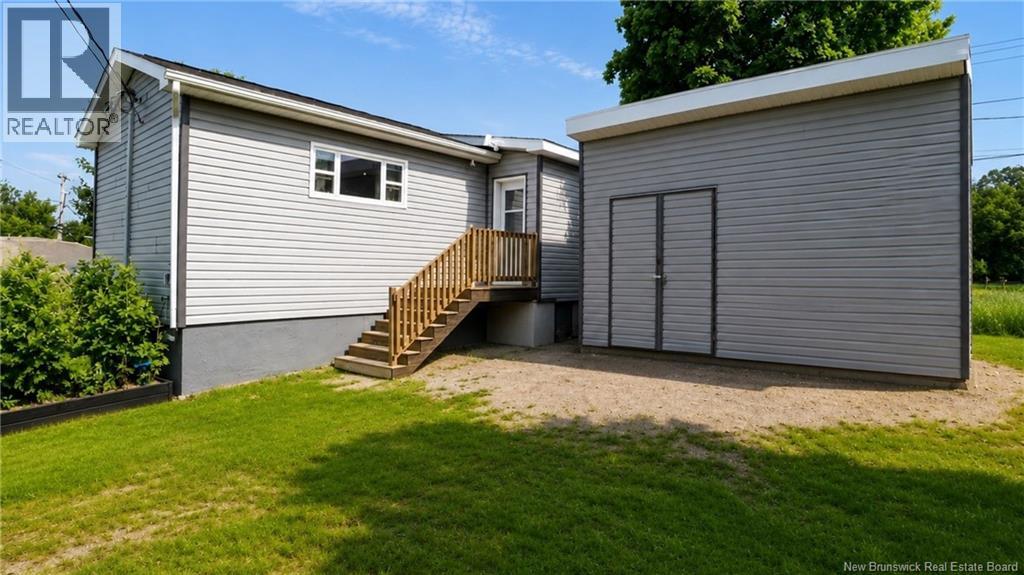 1245 ST THERESA Crescent - 5