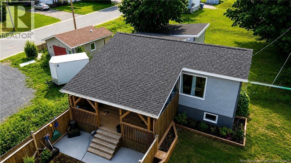 1245 ST THERESA Crescent - 2