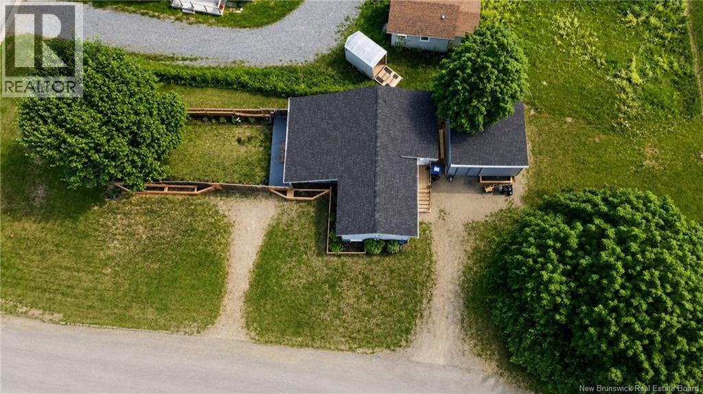 1245 ST THERESA Crescent - 31