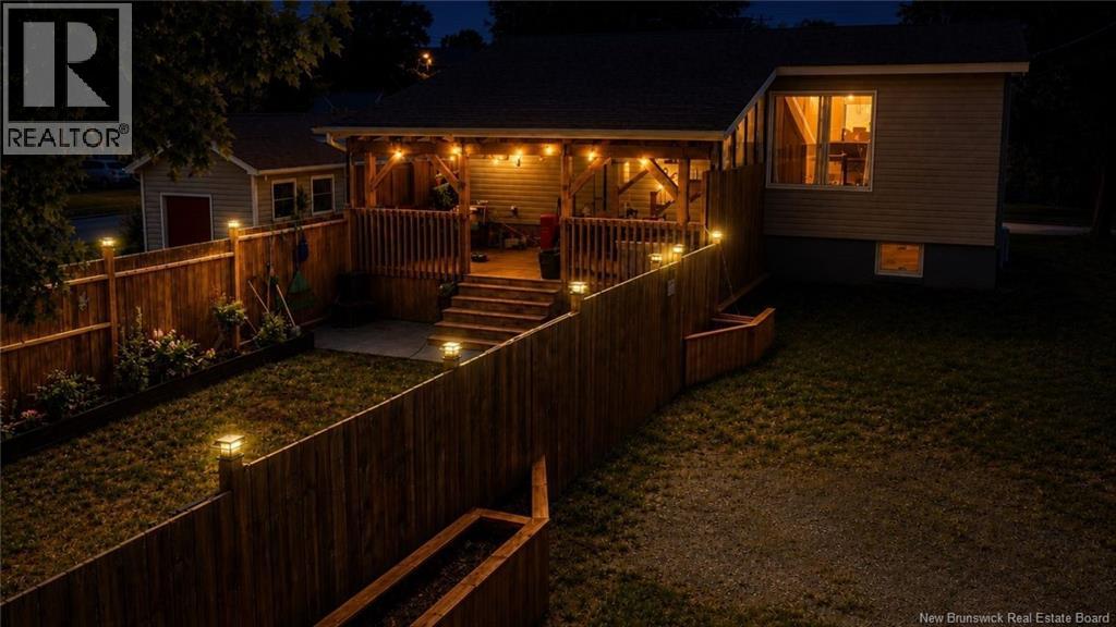 1245 ST THERESA Crescent - 47