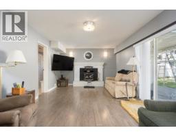 8611 Rideau Drive, Richmond, BC V7A4M6 Photo 9