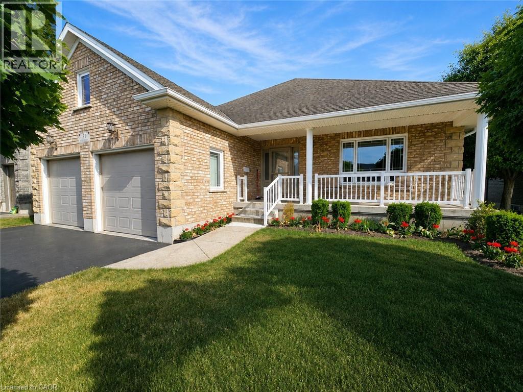 39 ROSS Avenue N - Image 43