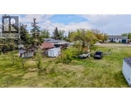 254 N 200 W, Raymond, AB T0K2S0 Photo 15