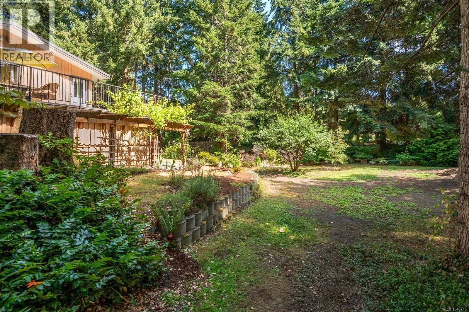 1062 Sabine Rd - Image 45