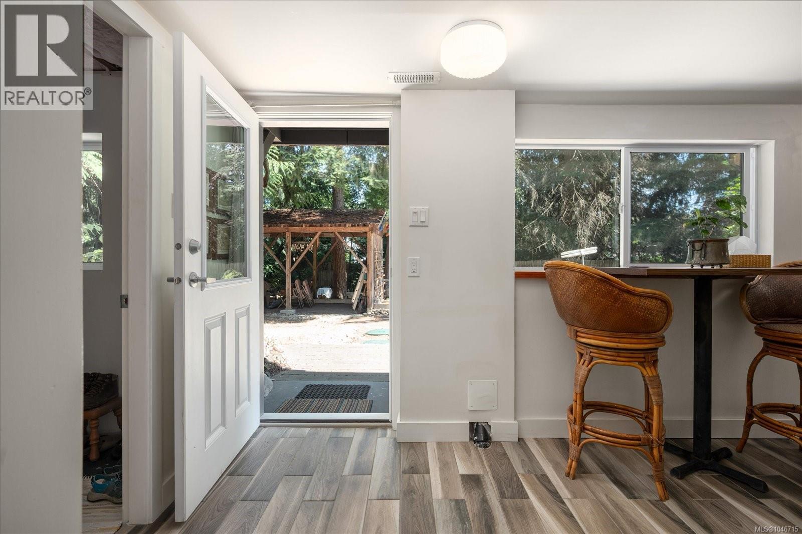 1062 Sabine Rd - 37
