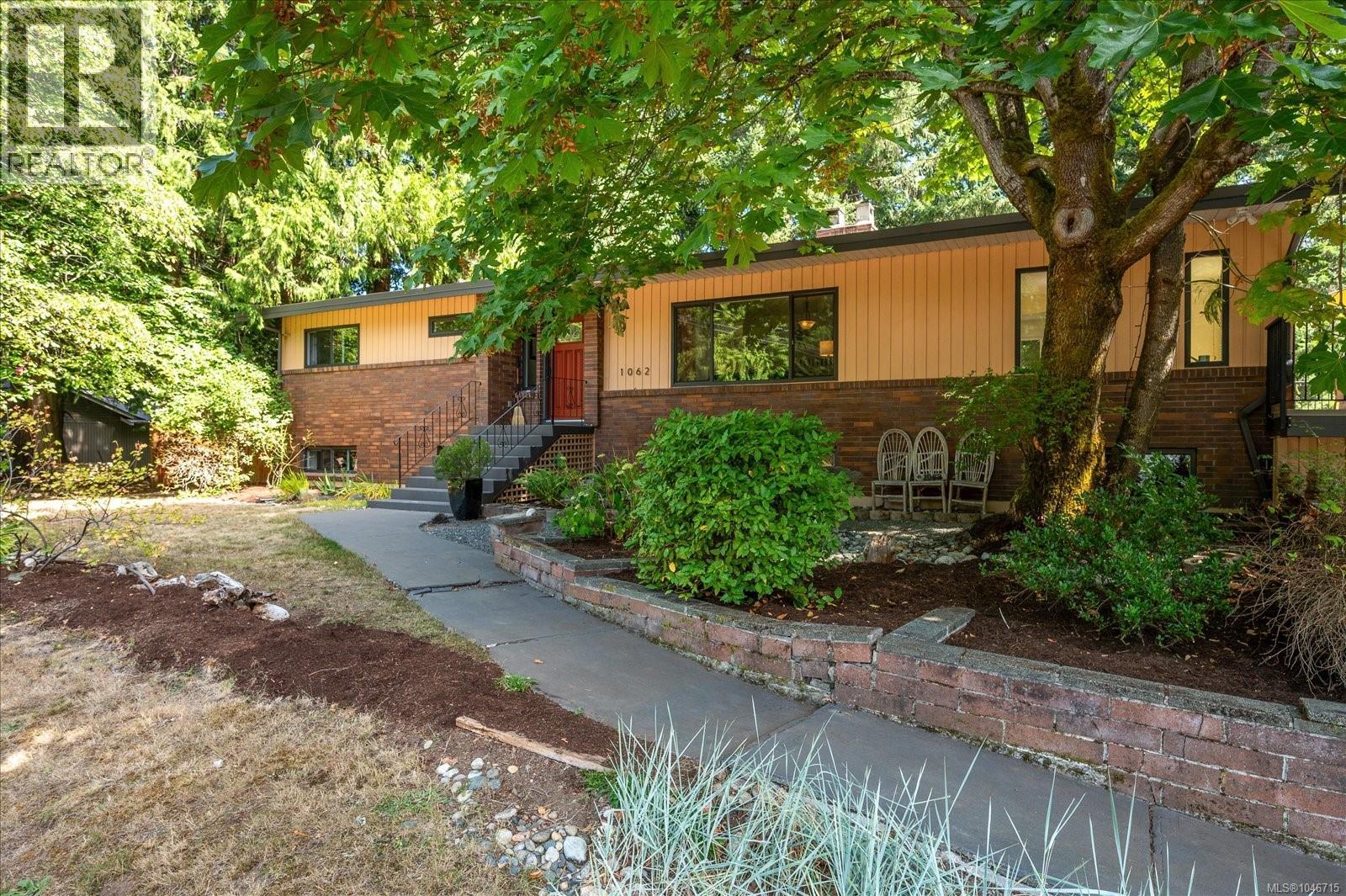 1062 Sabine Rd - Image 52