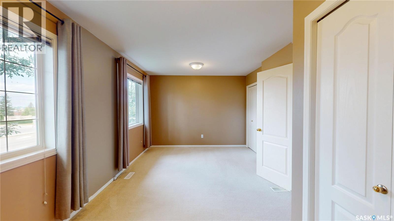 #13 809 Kristjanson ROAD - 13