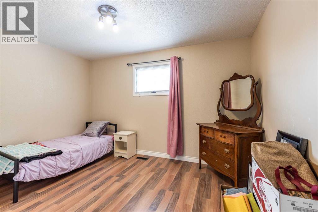 109 4 Street Southeast - Photo 18