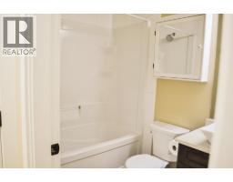 8316 87 Avenue, Fort St  John, BC V1J0K8 Photo 23