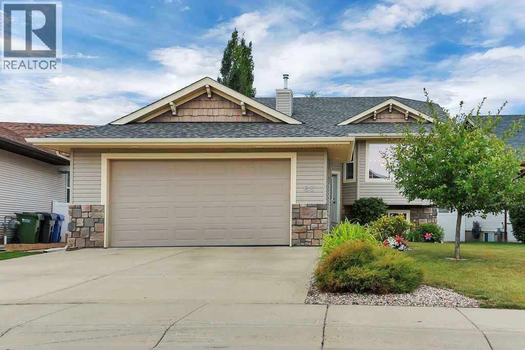 68 Isbister Close - 2