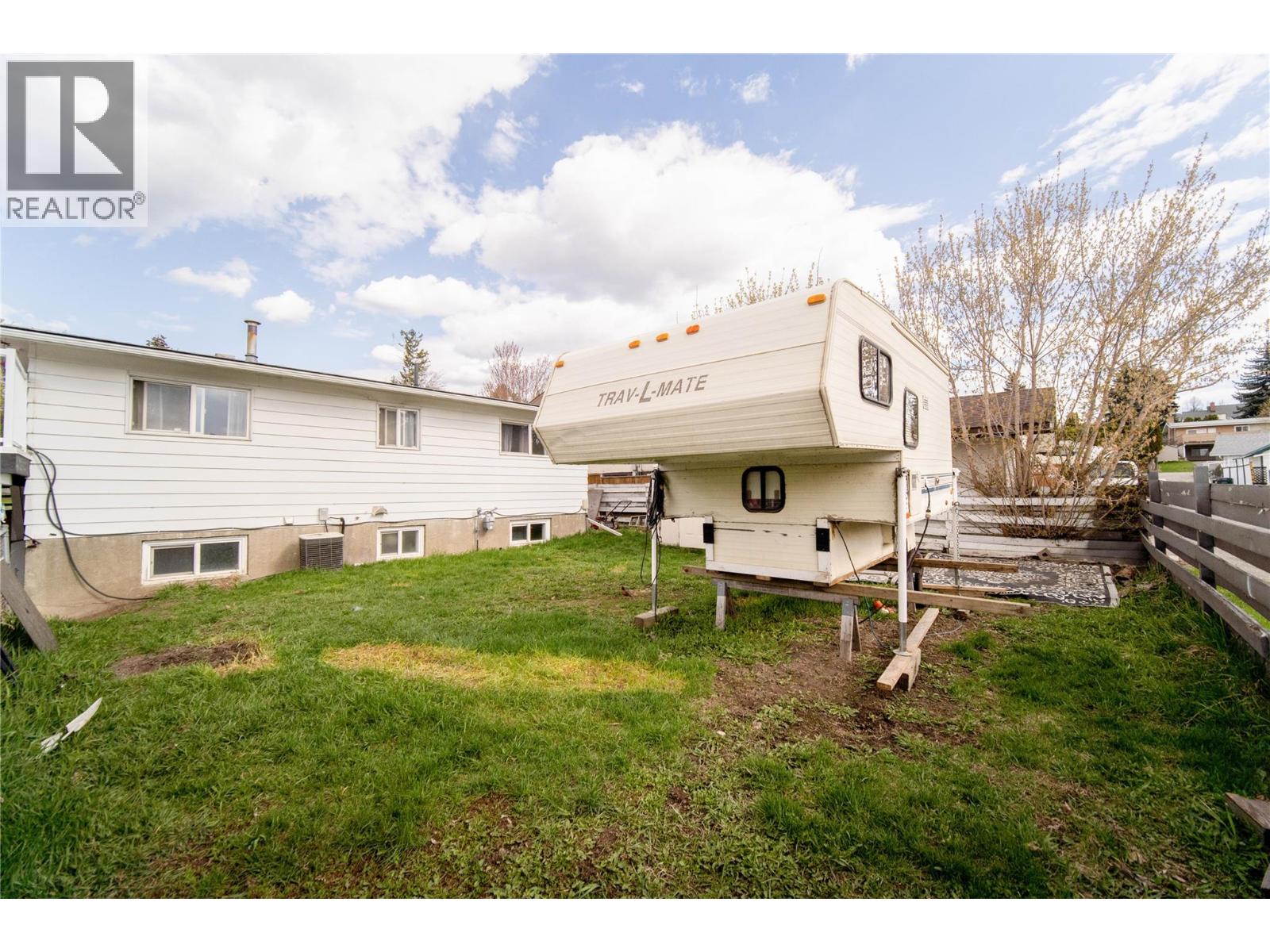1213 10th Avenue S - 37