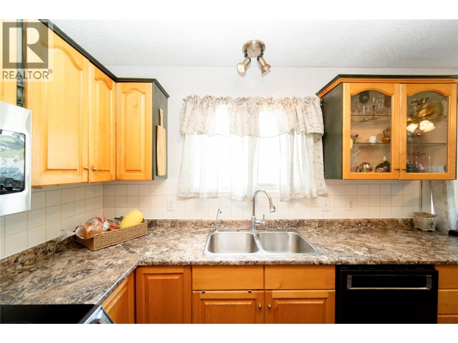 1213 10th Avenue S - 14