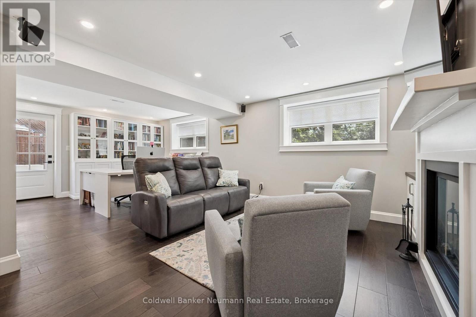 268 GLENCOE AVENUE - Image 24