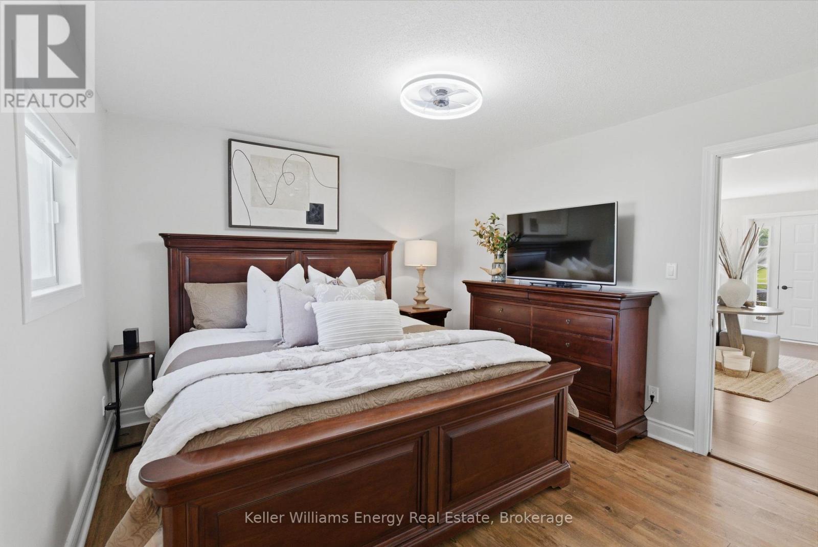 67 EDGEWOOD CRESCENT - 20