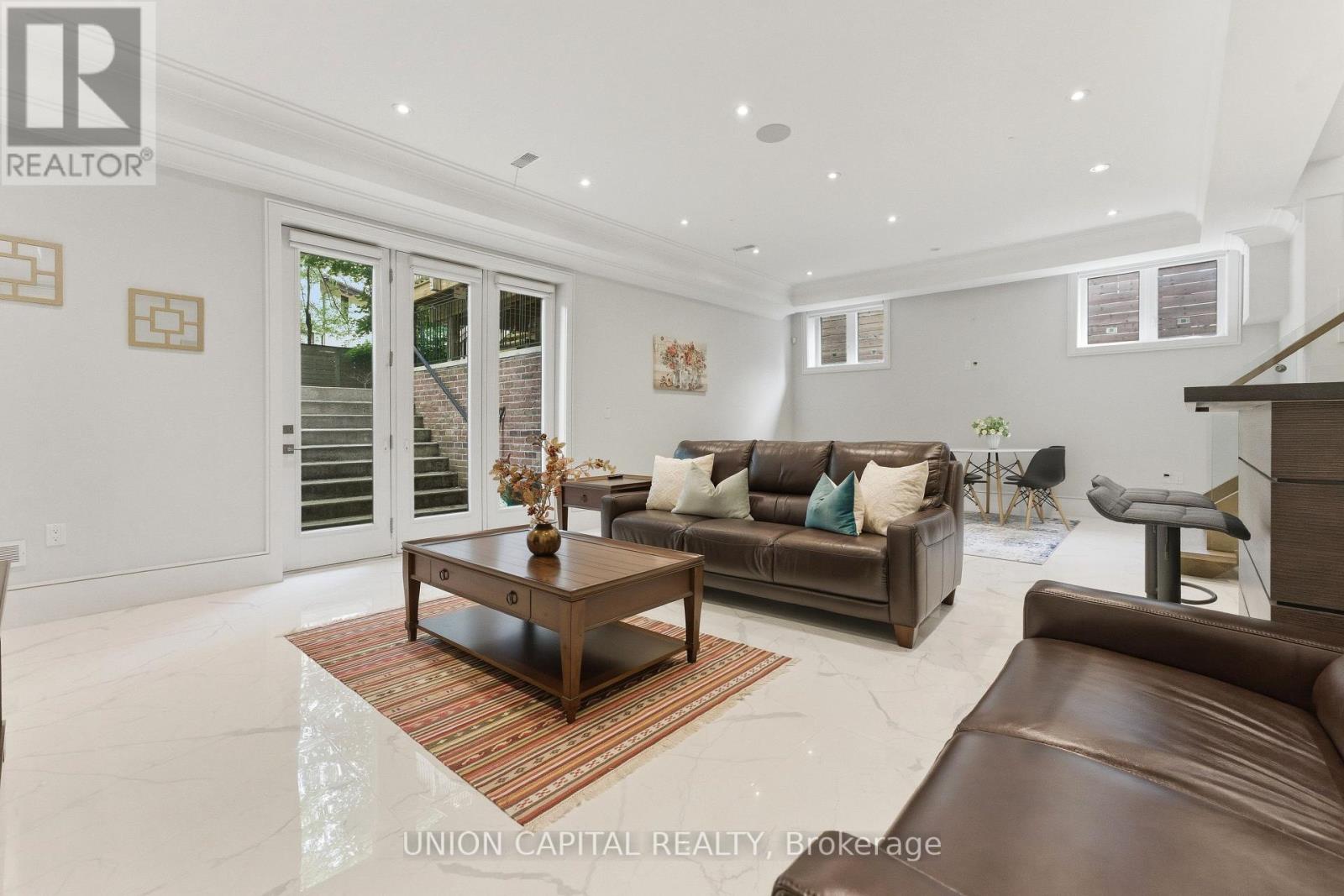 20 WALKER ROAD - Image 40
