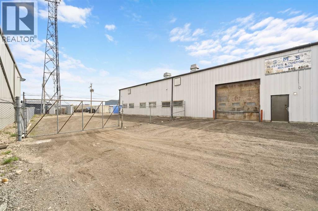 1020 Laut Avenue - Photo 20