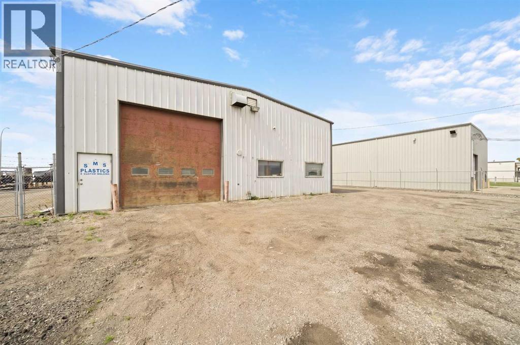 1020 Laut Avenue - Photo 21