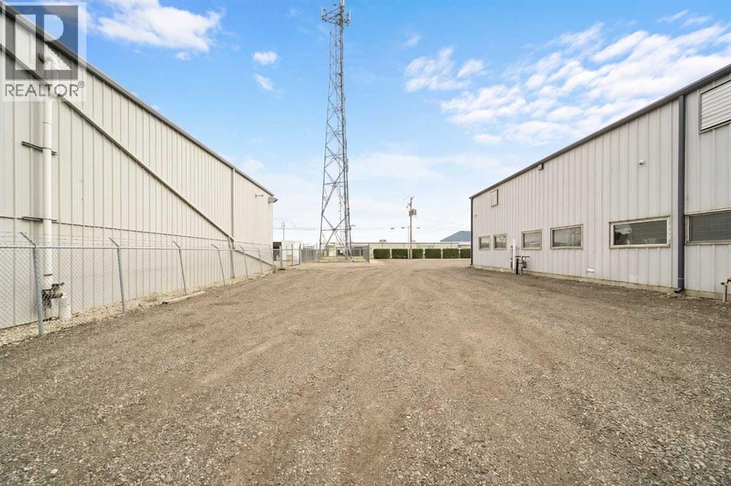 1020 Laut Avenue - Photo 23