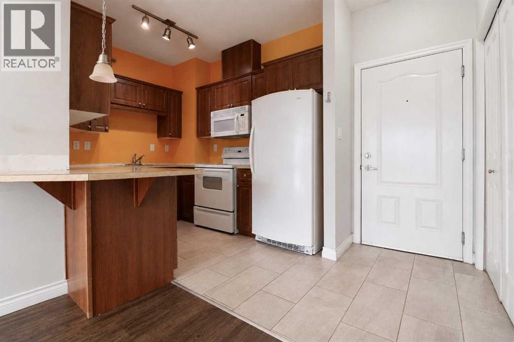 9229 Lakeland Drive