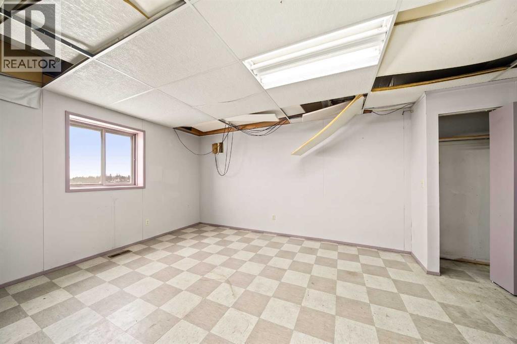 1020 Laut Avenue - Photo 14