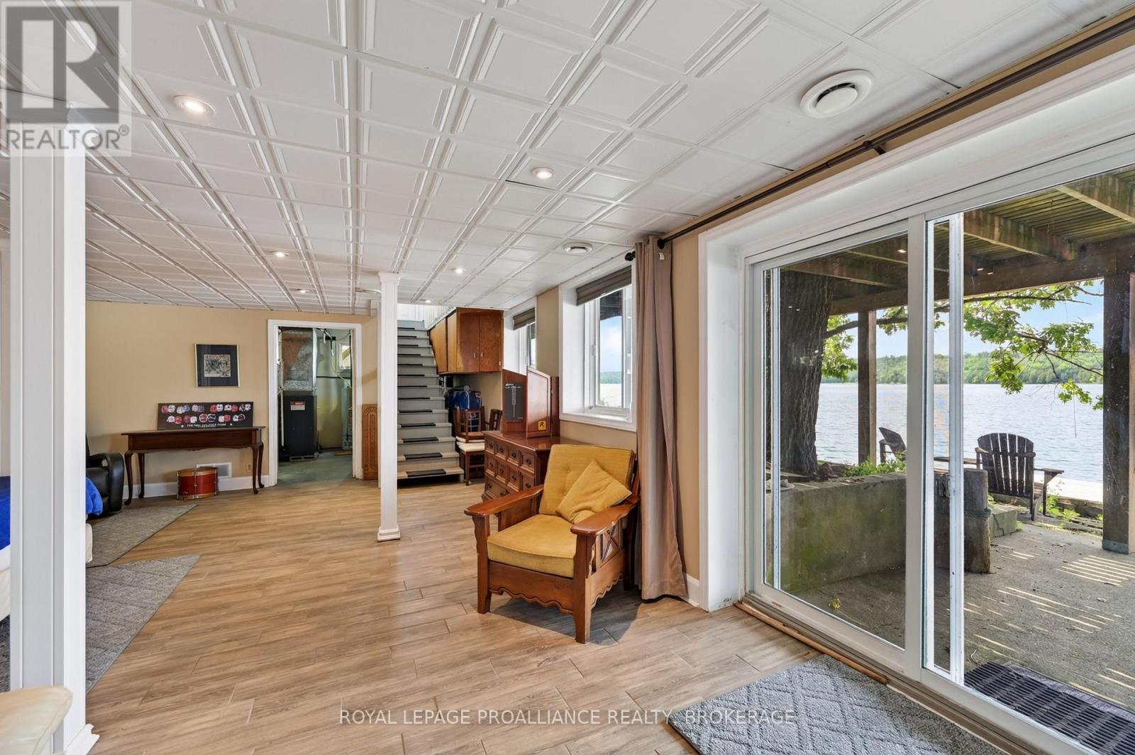 1403B EVERETT LANE - Image 18